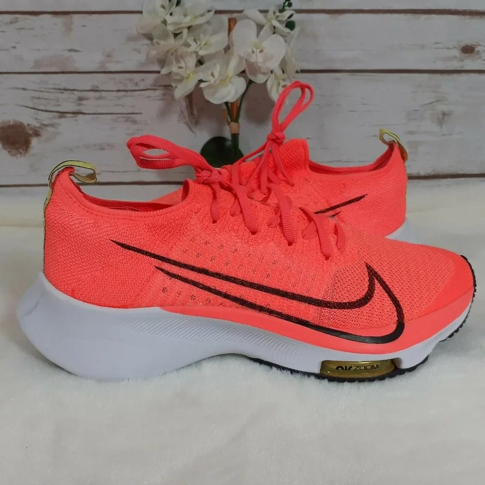 Nike Air Zoom Tempo FK CJ2102-800 Girls Bright Mango Running Shoes Sz 6Y / 7.5W - Picture 2 of 9